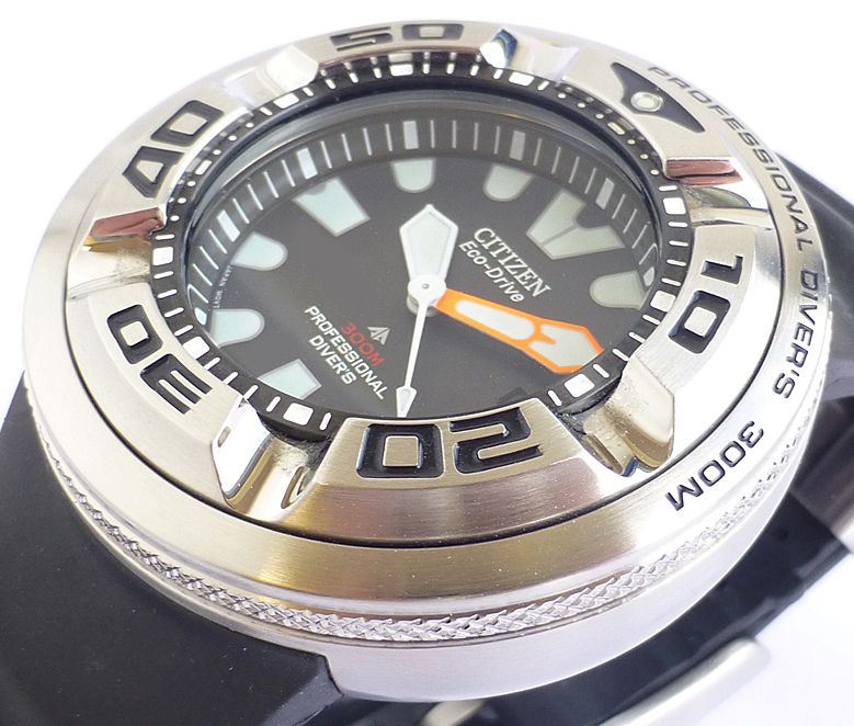 citizen eco drive divers 300m