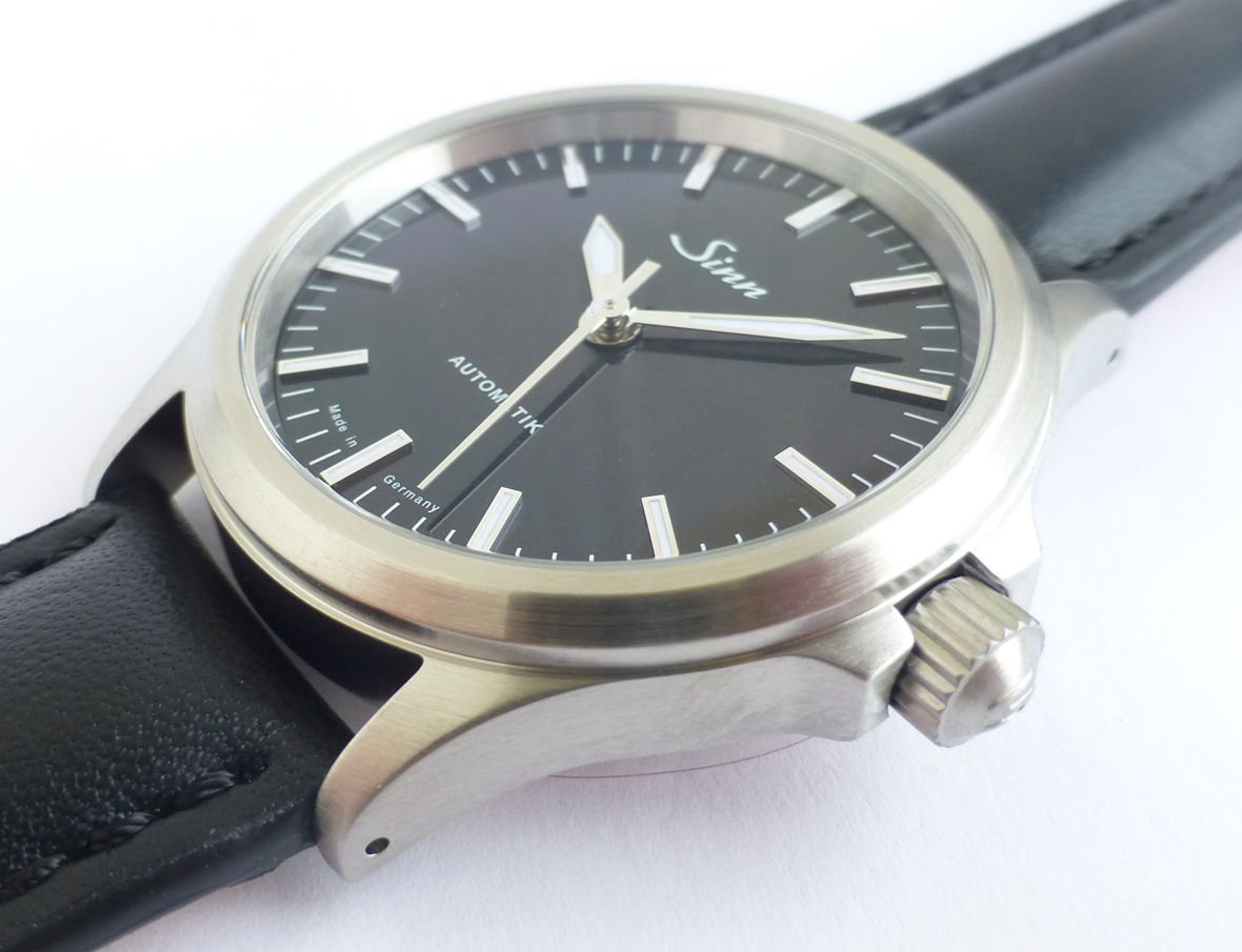 Sinn 556 I Mother of Pearl SIN 236 Chronomaster UK